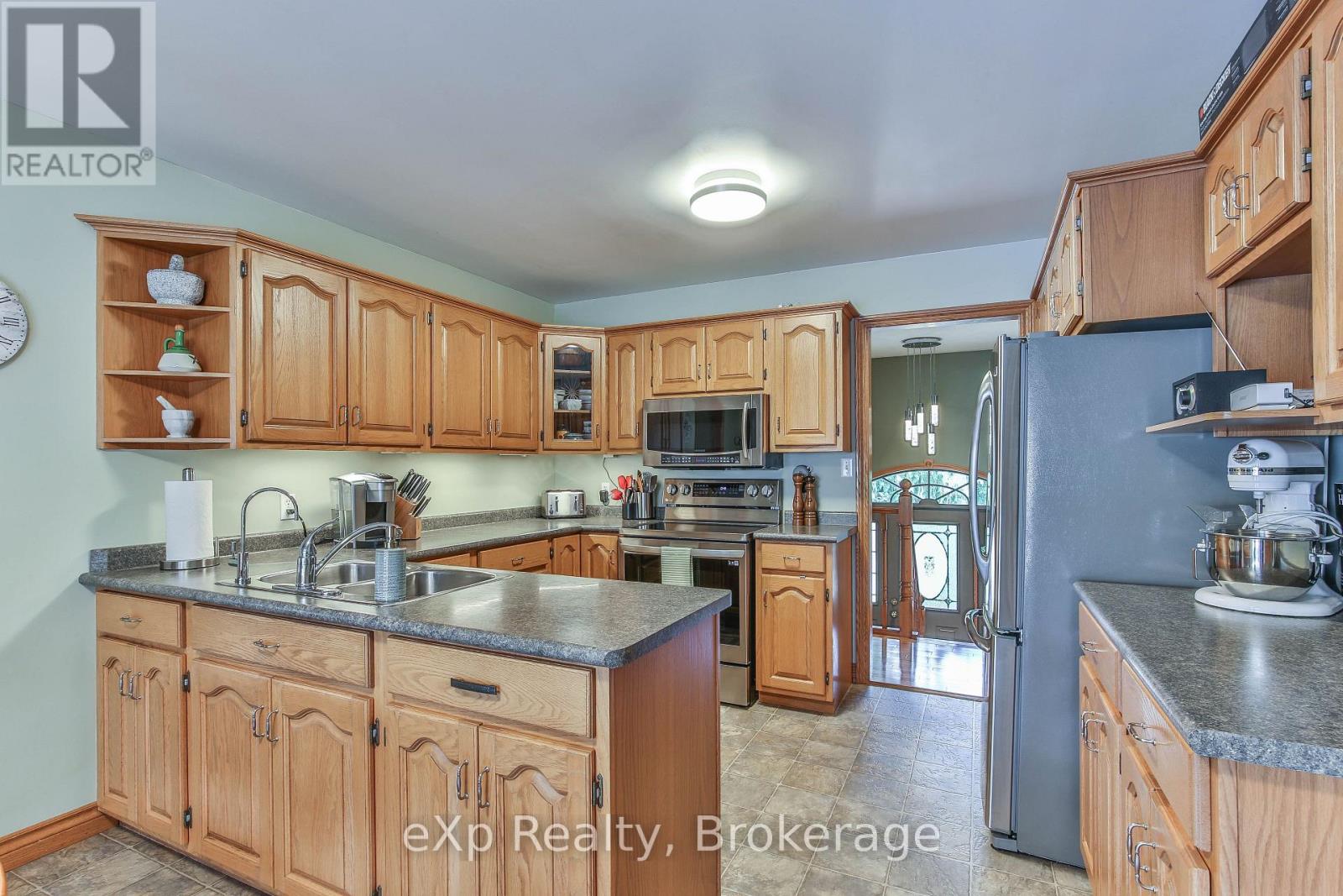 52 Tanager Drive, Tillsonburg, Ontario  N4G 5J6 - Photo 14 - X12188080