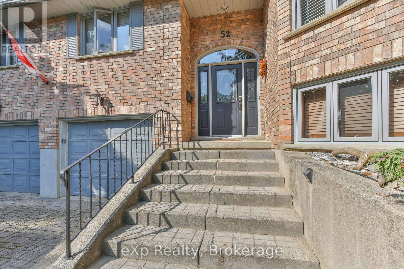 52 Tanager Drive, Tillsonburg, Ontario  N4G 5J6 - Photo 2 - X12188080