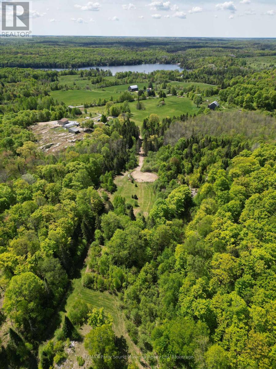 791 Clear Lake Road, Parry Sound Remote Area, Ontario  P0H 1A0 - Photo 12 - X12188085