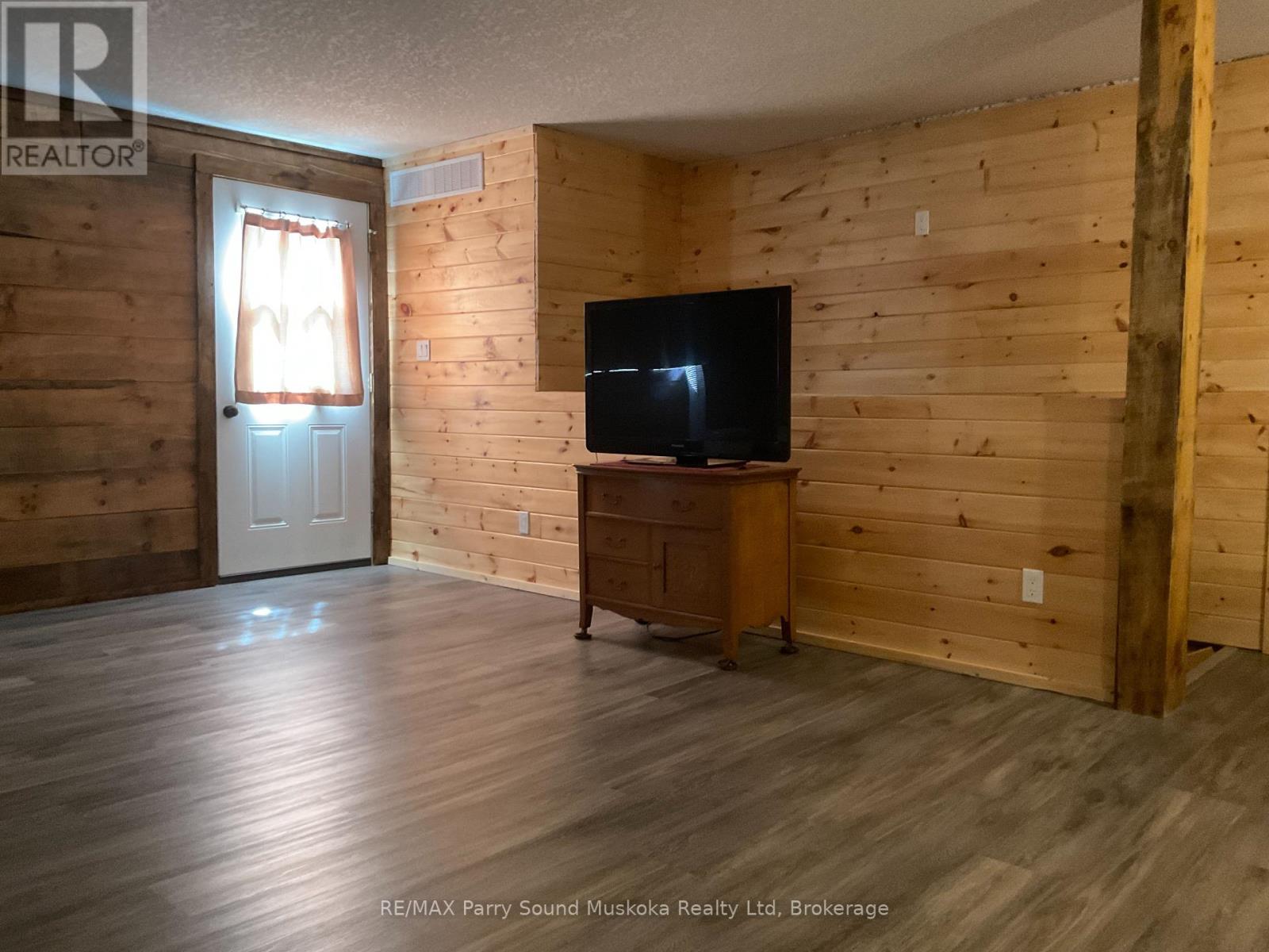 791 Clear Lake Road, Parry Sound Remote Area, Ontario  P0H 1A0 - Photo 18 - X12188085