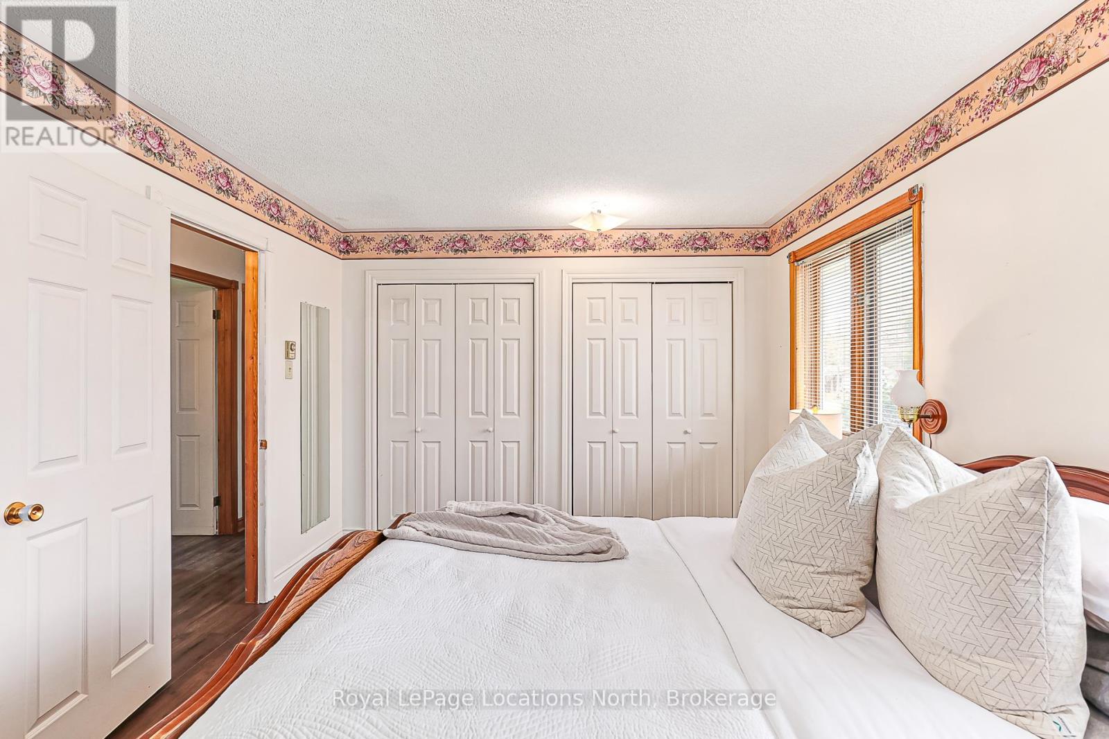 211 Seventh Street, Collingwood, Ontario  L9Y 4R4 - Photo 16 - S12188179