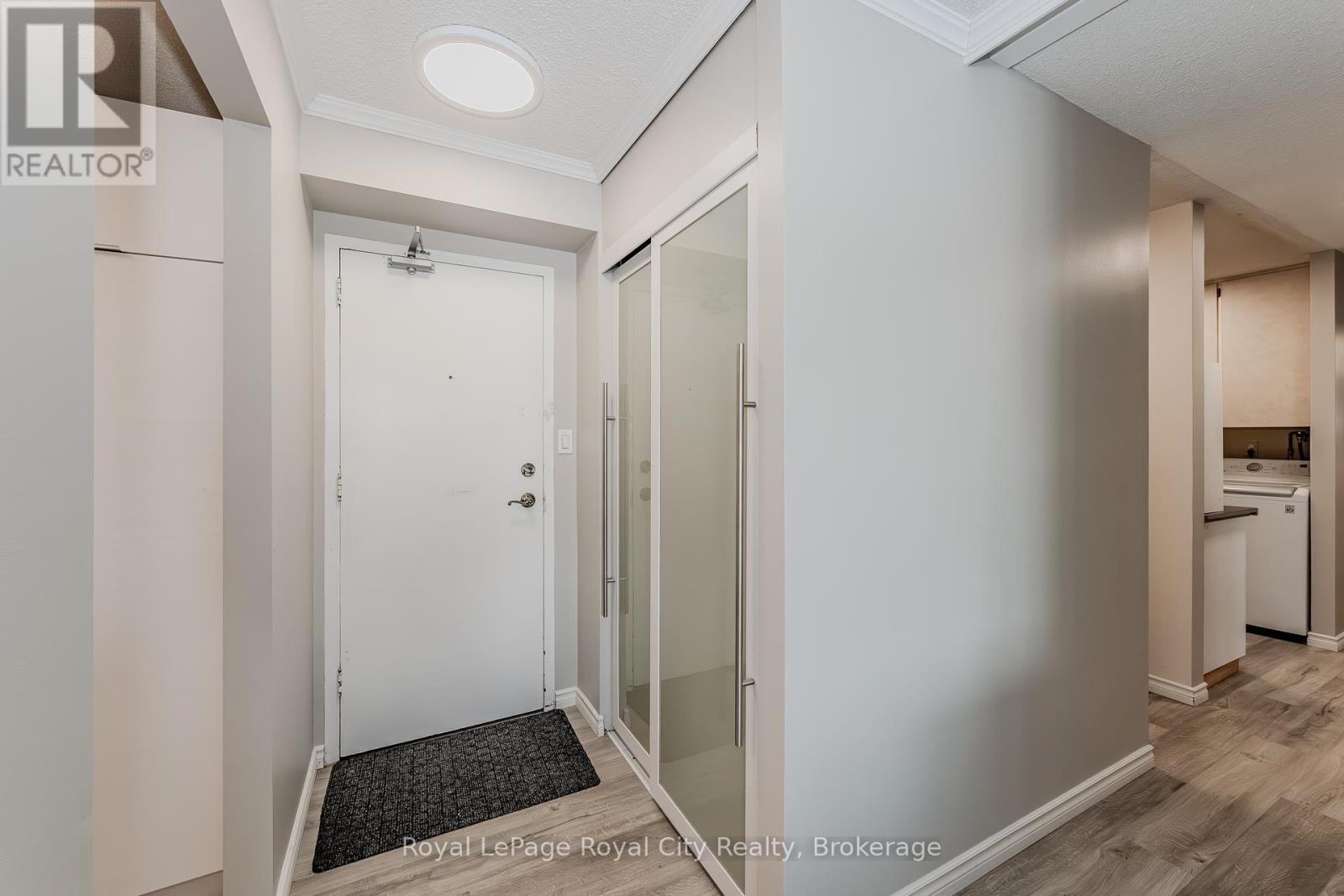 207 - 19 Woodlawn Road E, Guelph, Ontario  N1H 7B1 - Photo 6 - X12188245