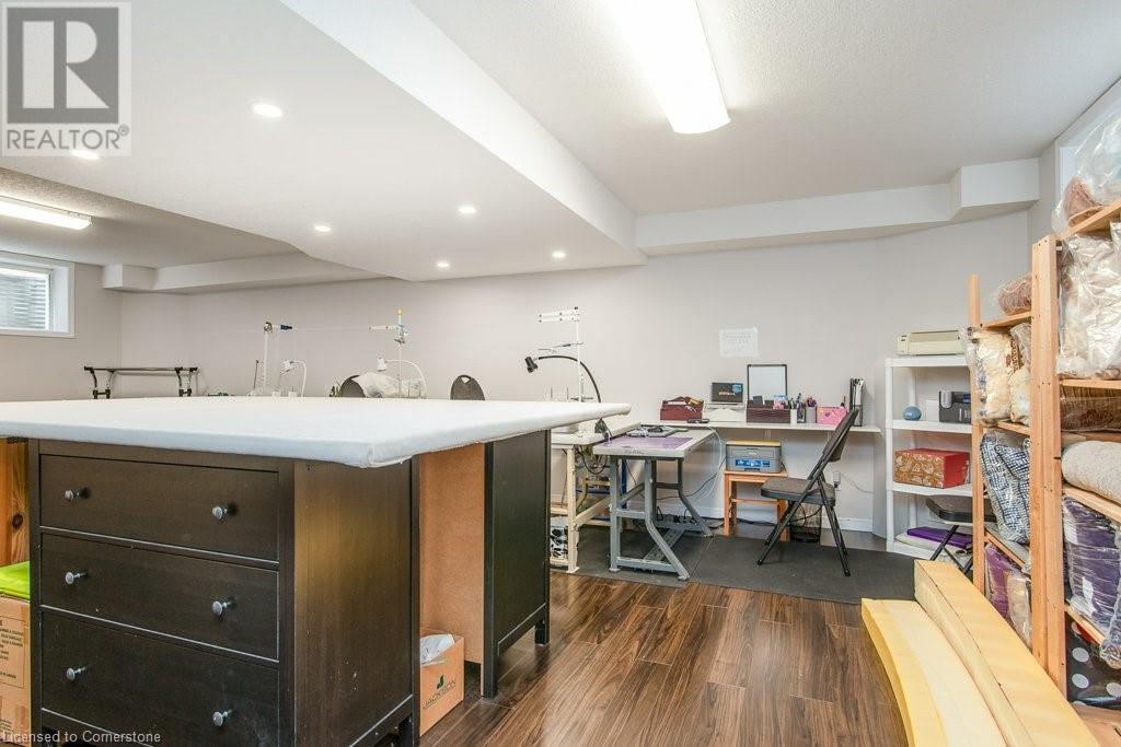 573 Sundew Drive, Waterloo, Ontario  N2V 0B9 - Photo 37 - 40736080