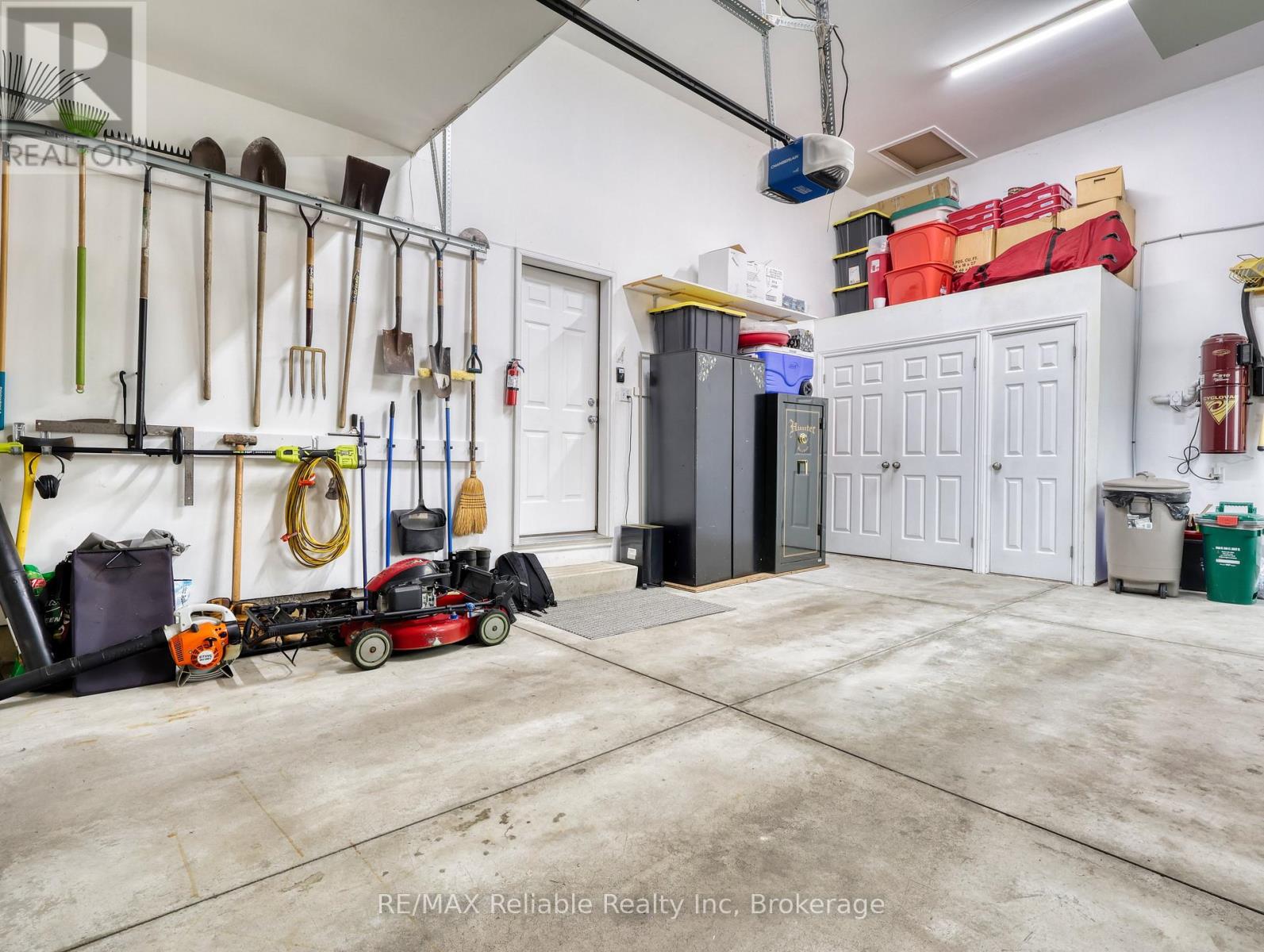3 Montrose Street, St. Catharines, Ontario  L2S 4A6 - Photo 34 - X12188401