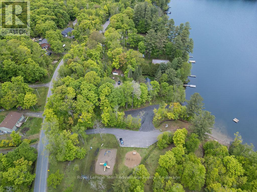 14 Beaver Trail, Mcdougall, Ontario  P2A 2W7 - Photo 4 - X12188508