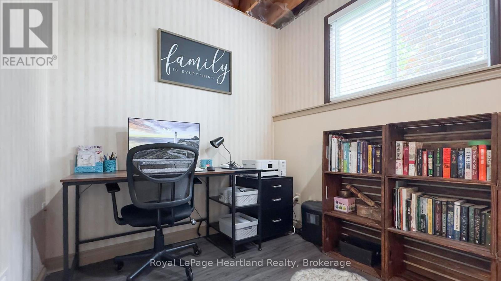 651 Kennard Crescent, Kincardine, Ontario  N2Z 1T5 - Photo 36 - X12188545