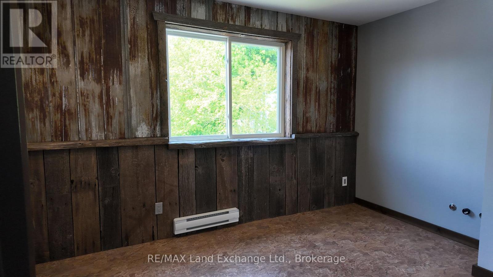 278 Lambton Street, Kincardine, Ontario  N2Z 2Y1 - Photo 7 - X12188585