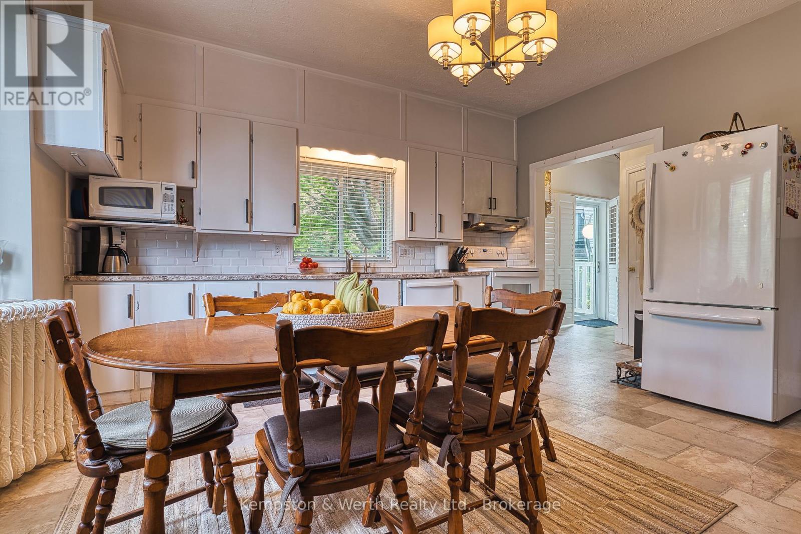 225 Queen Street N, Minto, Ontario  N0G 2P0 - Photo 17 - X12188648