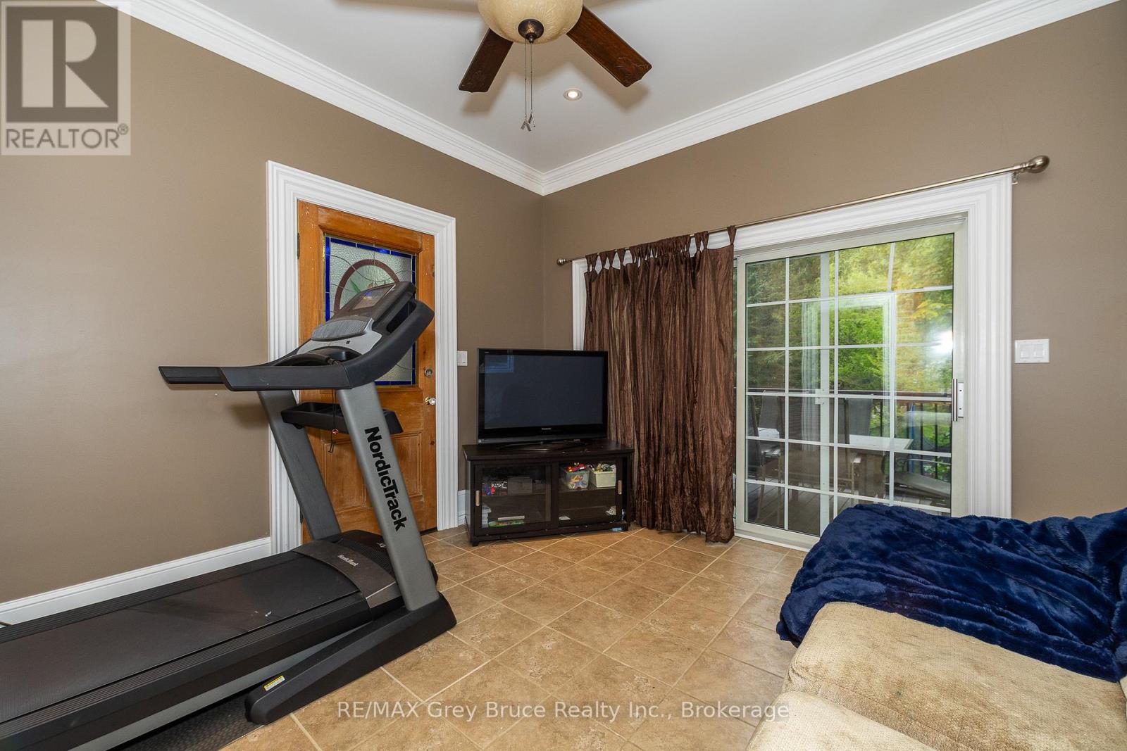 922 3rd Avenue W, Owen Sound, Ontario  N4K 4P6 - Photo 14 - X12188660