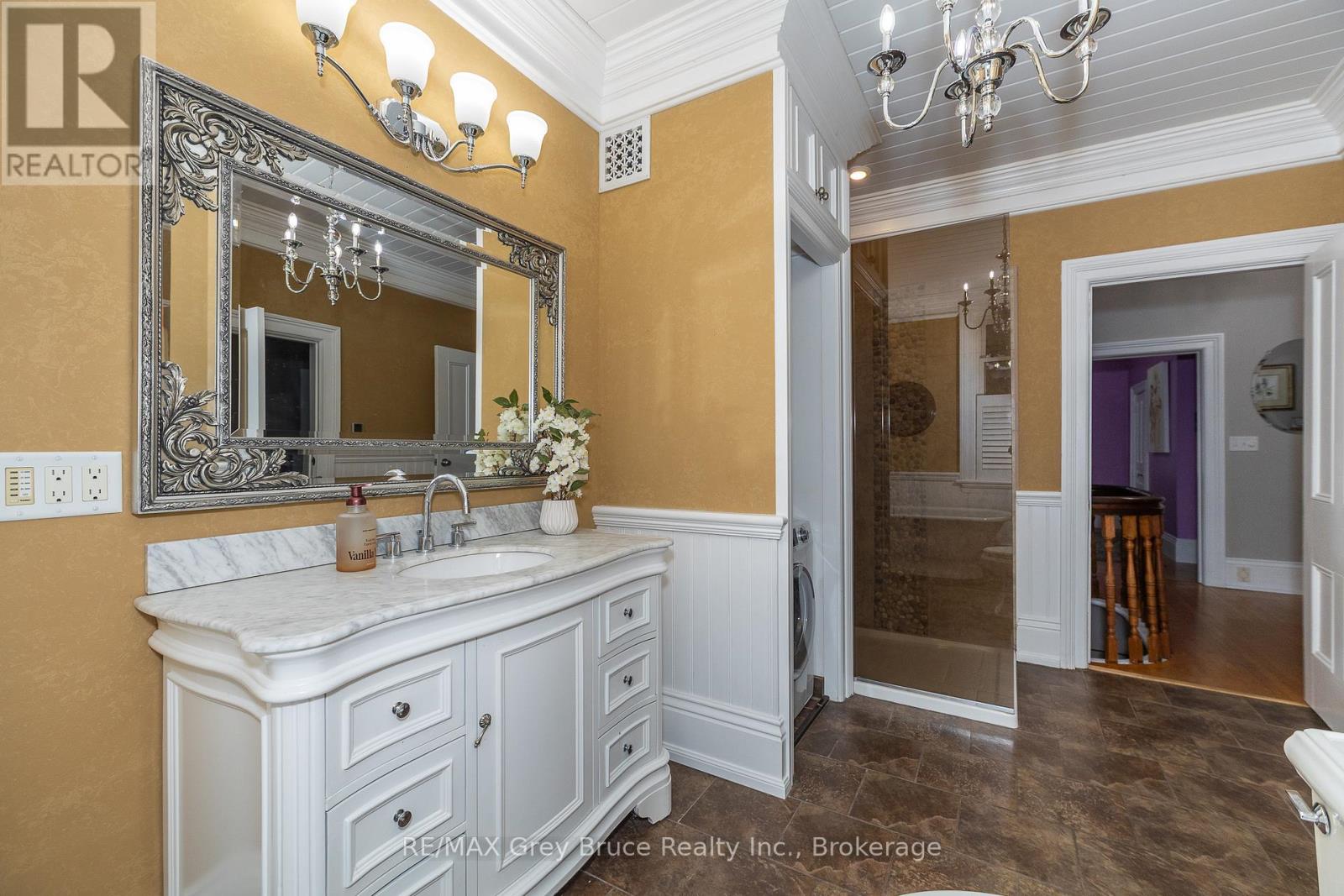 922 3rd Avenue W, Owen Sound, Ontario  N4K 4P6 - Photo 25 - X12188660