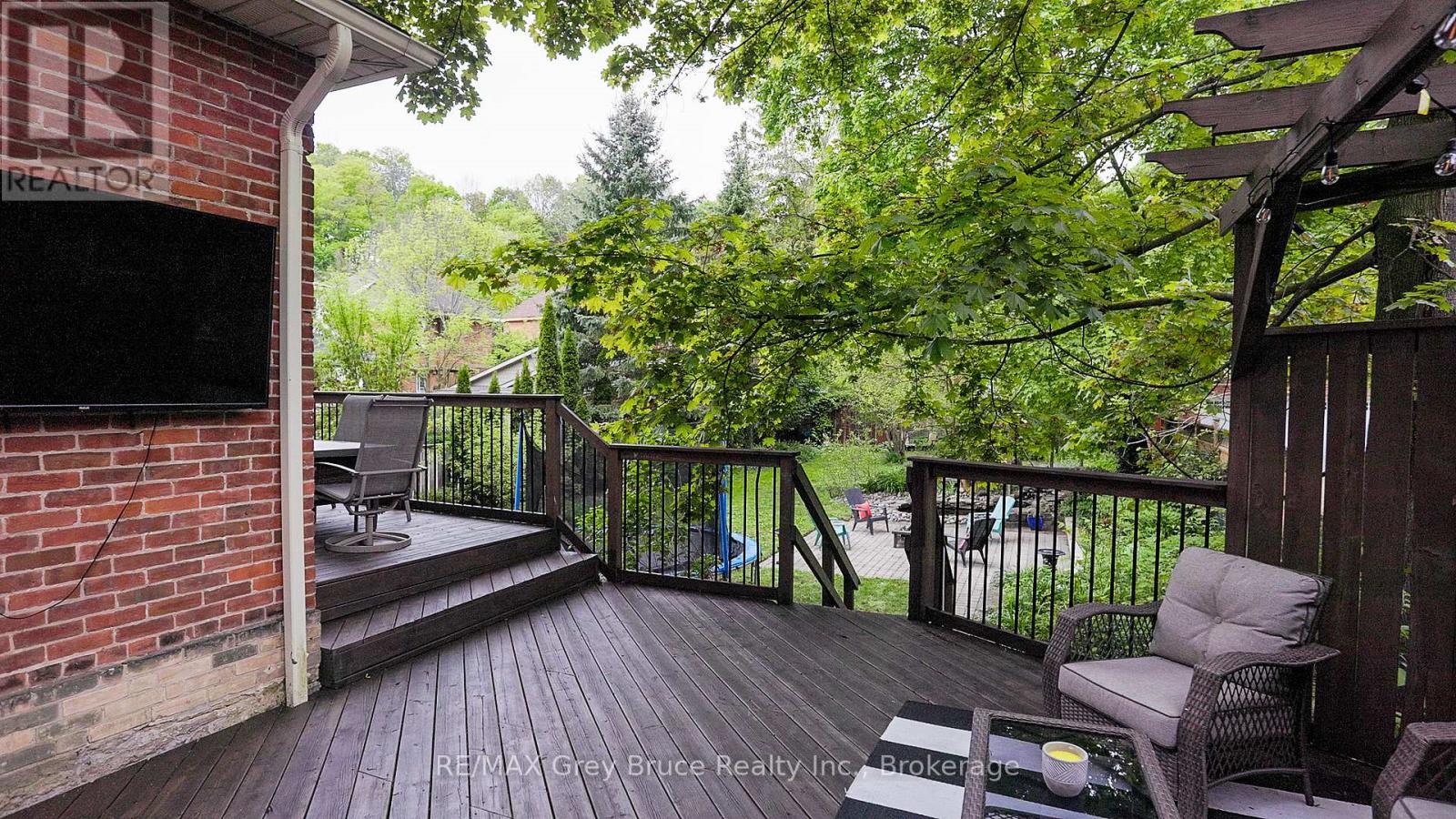 922 3rd Avenue W, Owen Sound, Ontario  N4K 4P6 - Photo 40 - X12188660