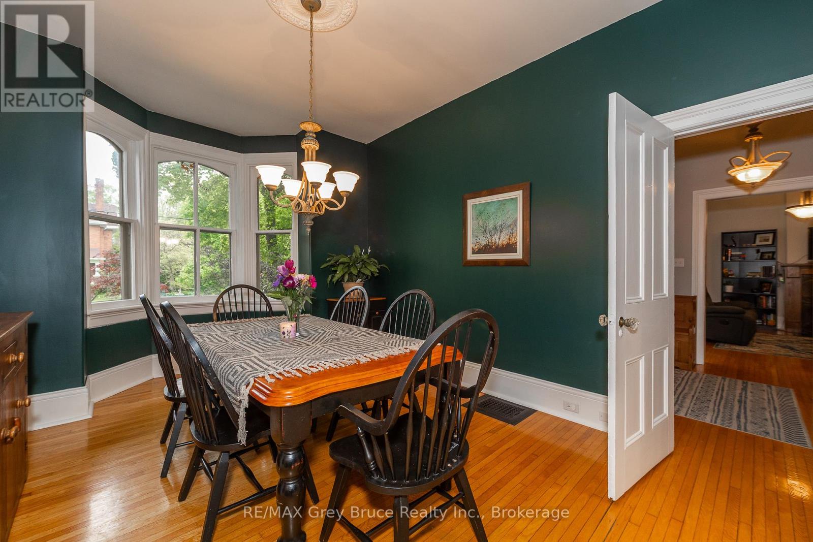 922 3rd Avenue W, Owen Sound, Ontario  N4K 4P6 - Photo 9 - X12188660