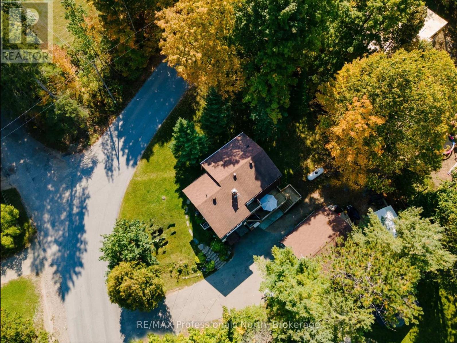 560 Mountain Street, Dysart Et Al, Ontario  K0M 1S0 - Photo 6 - X12188670