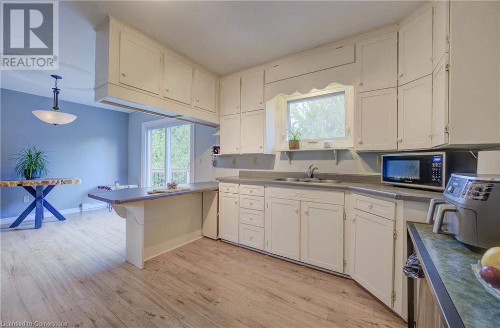 721 Waterloo Street, Mount Forest, Ontario  N0G 2L3 - Photo 13 - 40733675