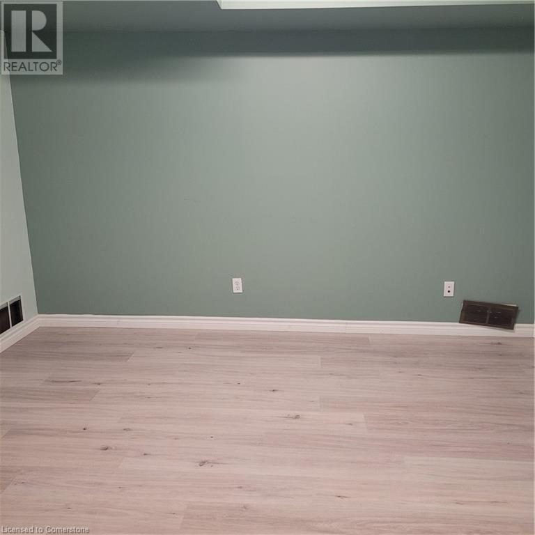 382 Queen Street Unit# Lower, Cambridge, Ontario  N3C 1G8 - Photo 3 - 40731117