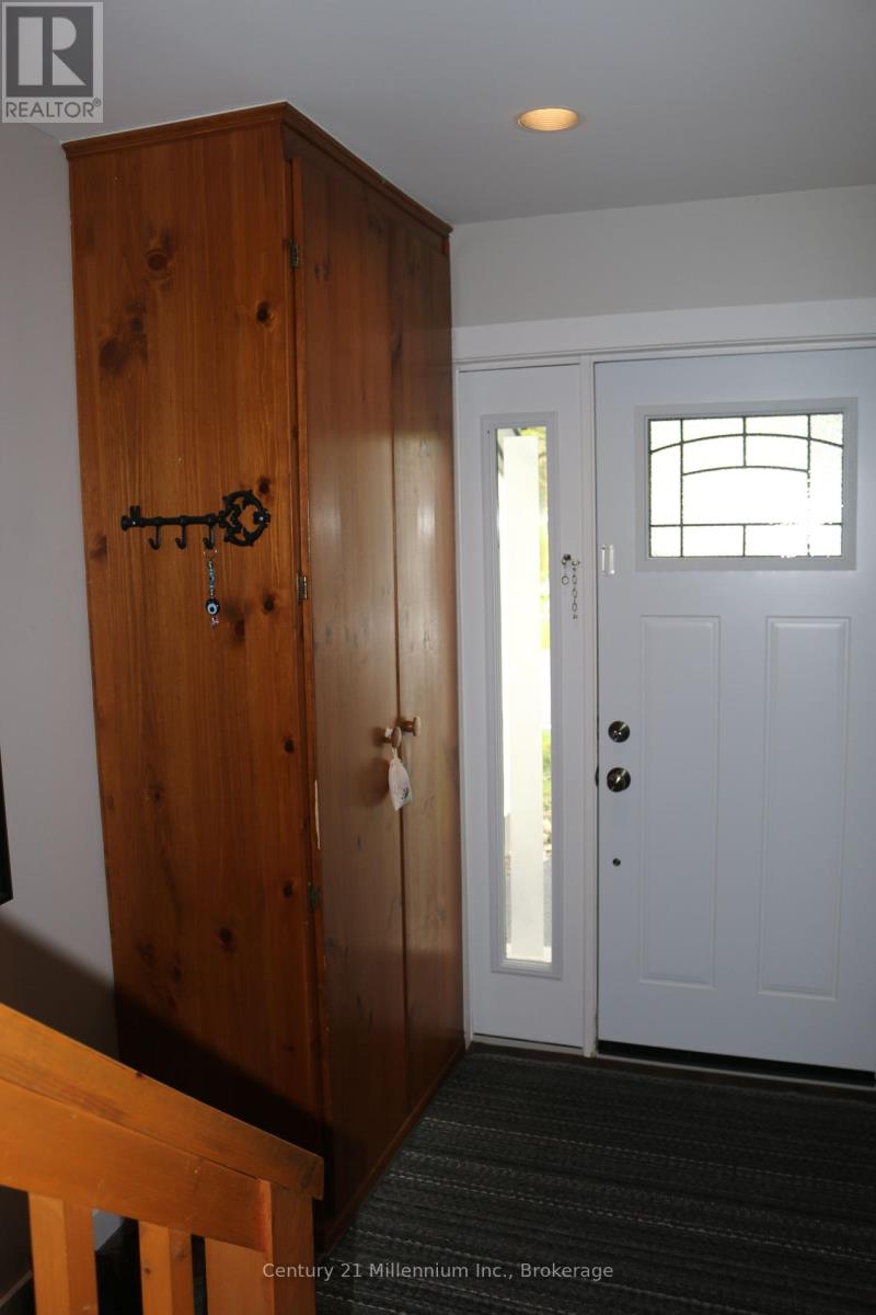 452 Oxbow Crescent, Collingwood, Ontario  L9Y 5B4 - Photo 2 - S12188790