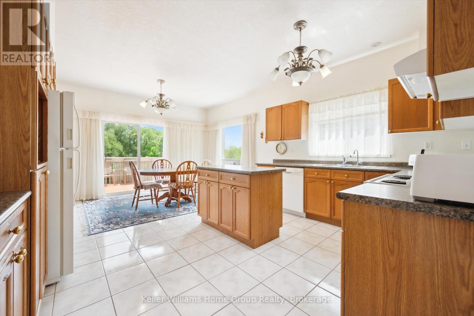 35 Creekside Drive, Guelph, Ontario  N1E 0C2 - Photo 17 - X12188810