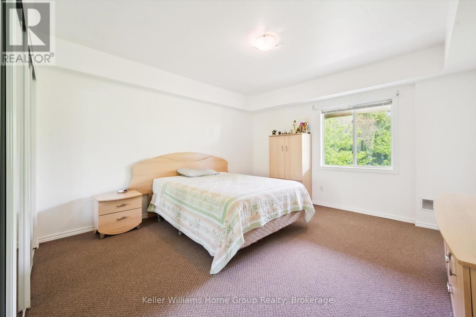 35 Creekside Drive, Guelph, Ontario  N1E 0C2 - Photo 40 - X12188810