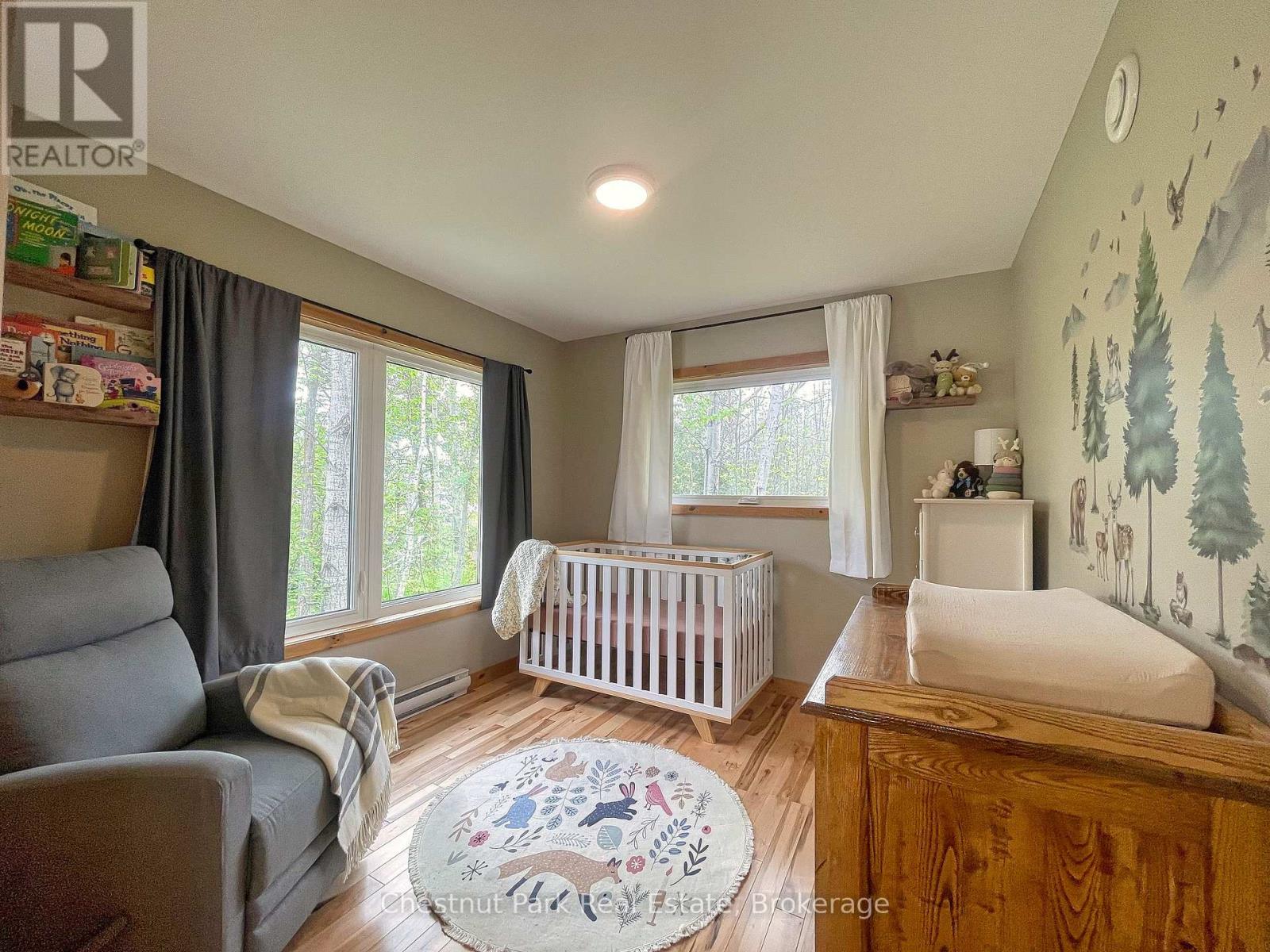 23 Maple Drive, Northern Bruce Peninsula, Ontario  N0H 1Z0 - Photo 13 - X12188904
