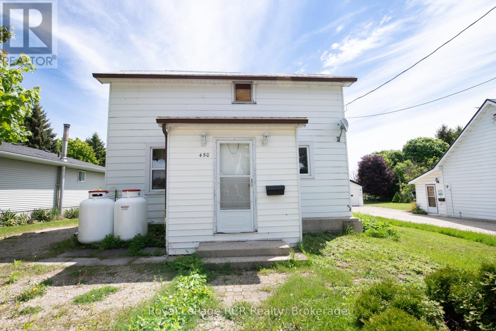 450 James Street W, Wellington North, Ontario  N0G 2L3 - Photo 24 - X12189027