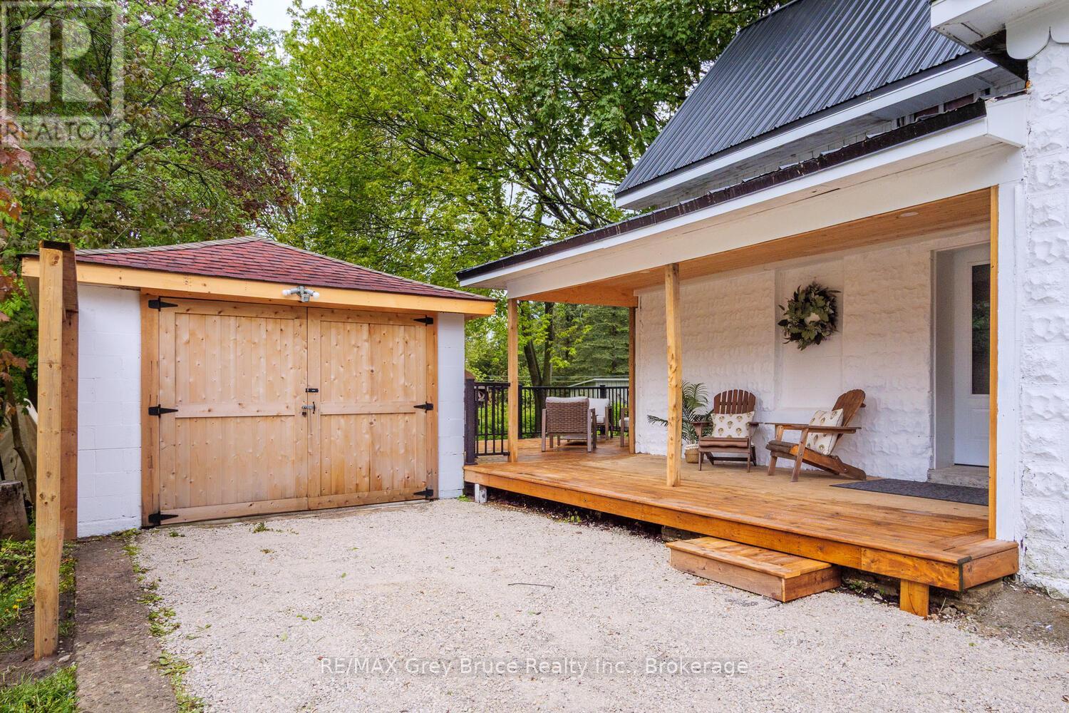 502 Gould Street, South Bruce Peninsula, Ontario  N0H 2T0 - Photo 30 - X12189120