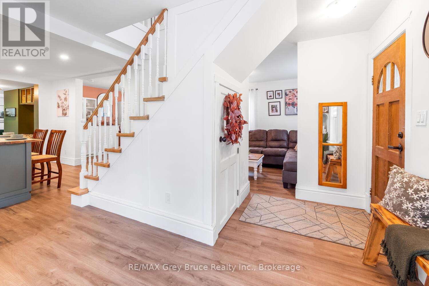 502 Gould Street, South Bruce Peninsula, Ontario  N0H 2T0 - Photo 7 - X12189120