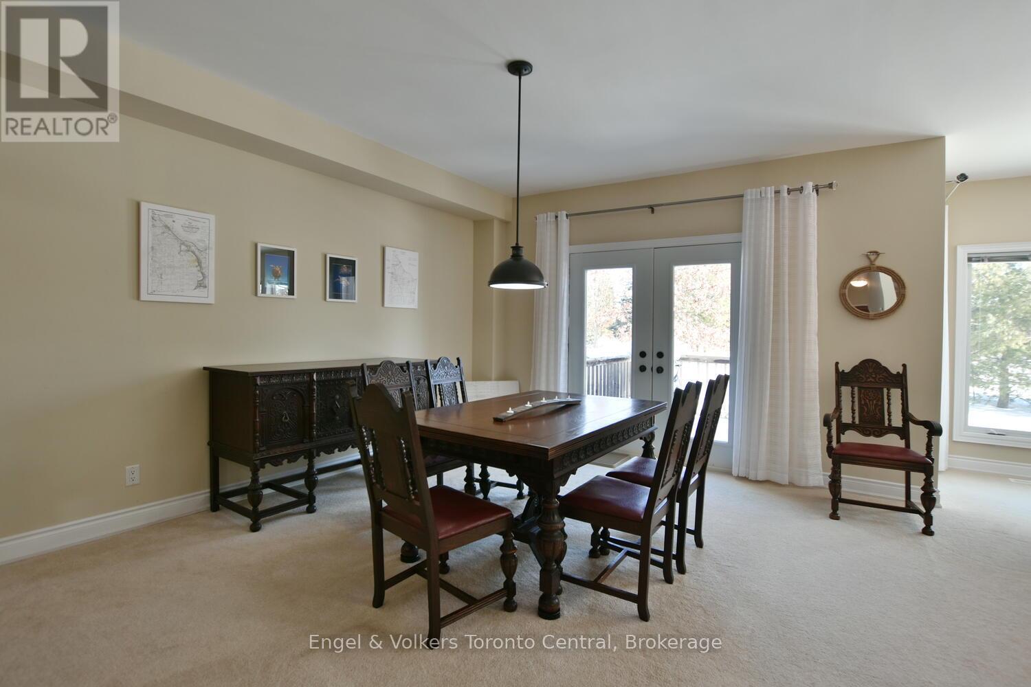 47 Meadowbrook Lane, Blue Mountains, Ontario  N0H 2P0 - Photo 13 - X12189196