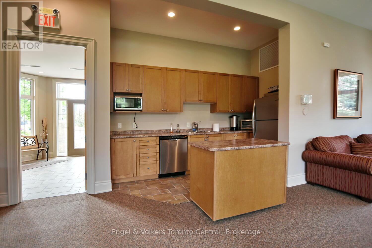 47 Meadowbrook Lane, Blue Mountains, Ontario  N0H 2P0 - Photo 30 - X12189196