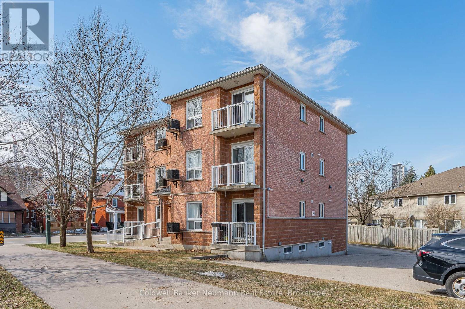 170 WEBER STREET E, Kitchener, Ontario