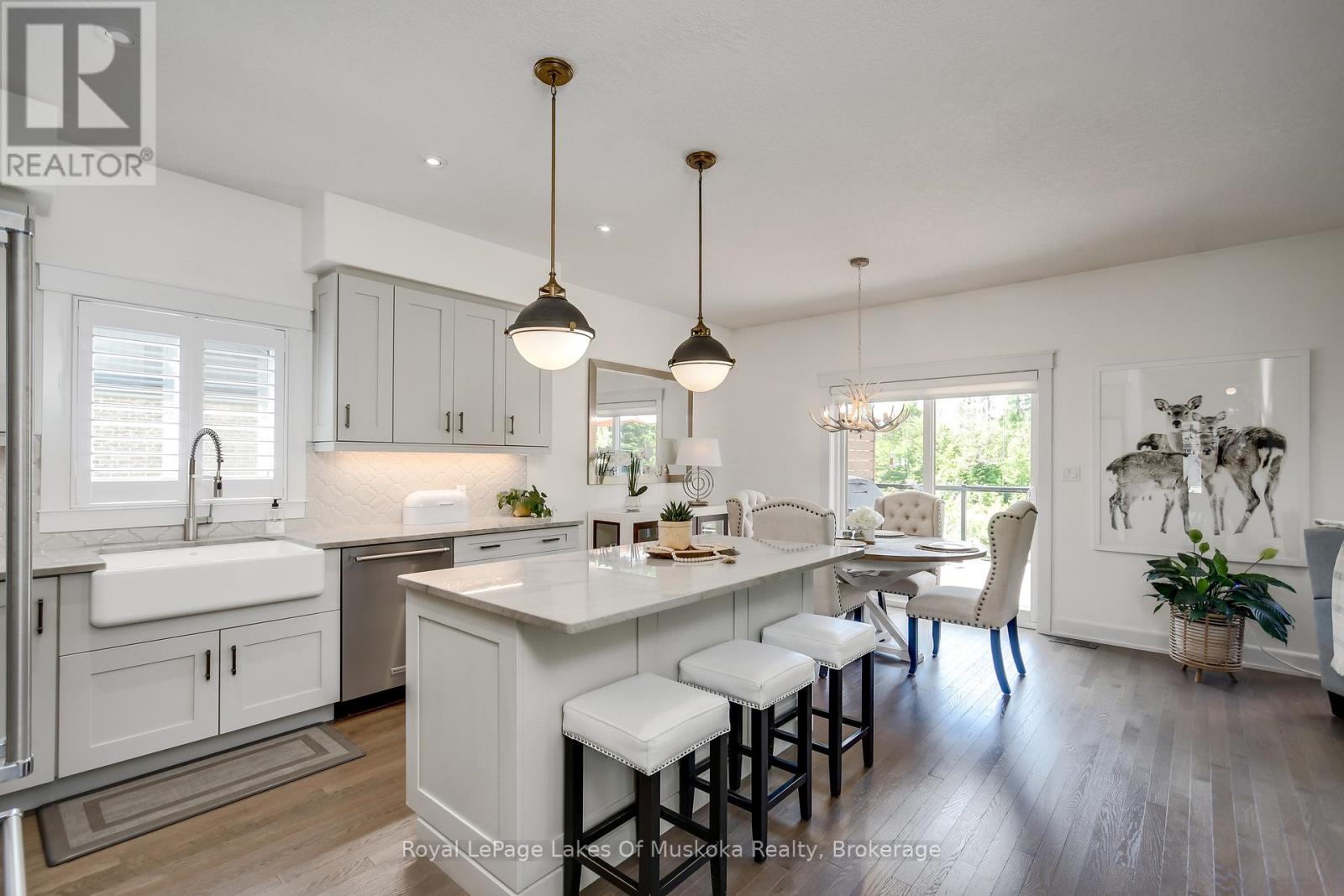75 Selkirk Drive, Huntsville, Ontario  P1H 0C6 - Photo 10 - X12189298