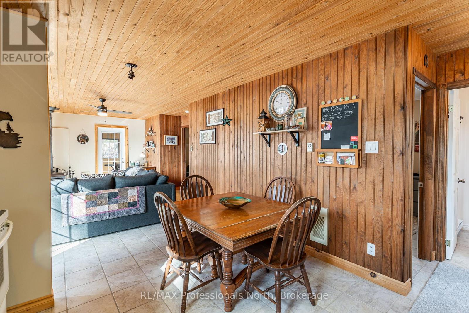 1196 Portage Road, Dysart Et Al, Ontario  K0M 1S0 - Photo 14 - X12189325