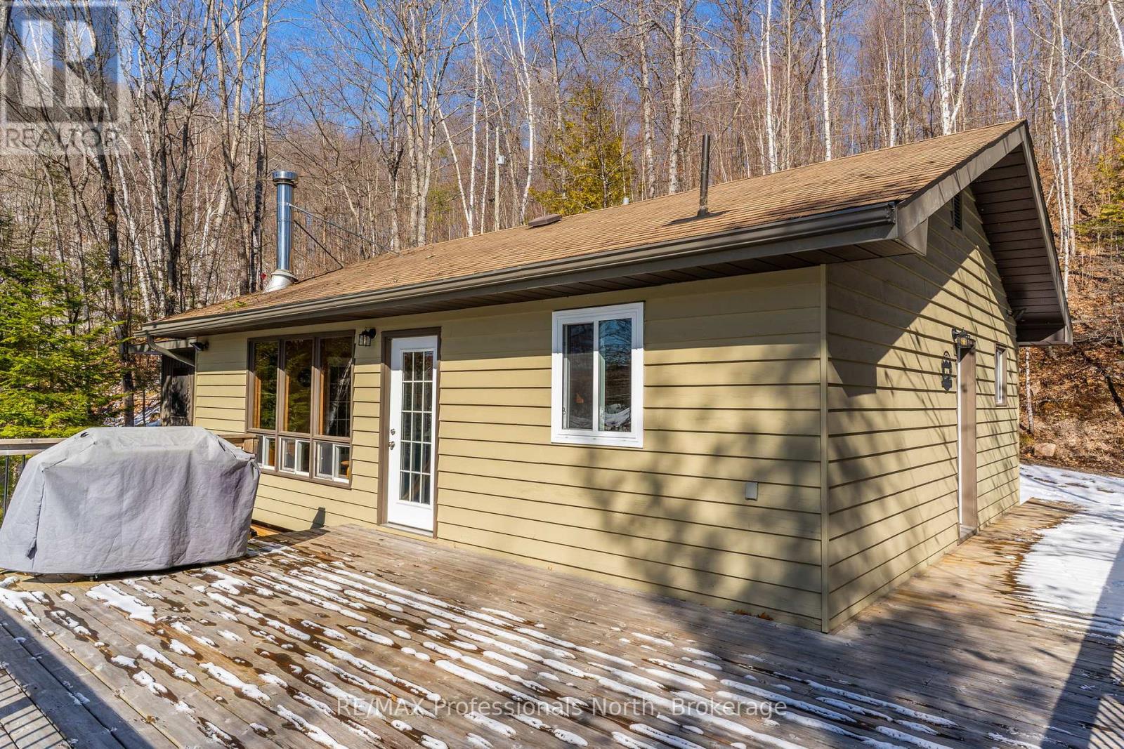 1196 Portage Road, Dysart Et Al, Ontario  K0M 1S0 - Photo 33 - X12189325