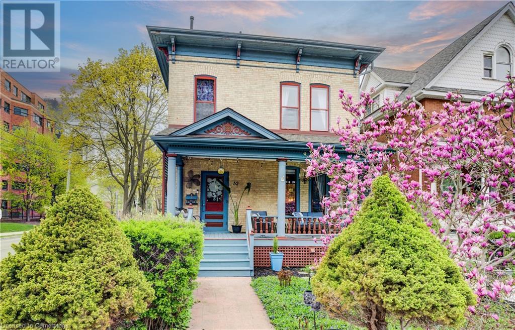 32 ELLEN Street E, Kitchener, Ontario