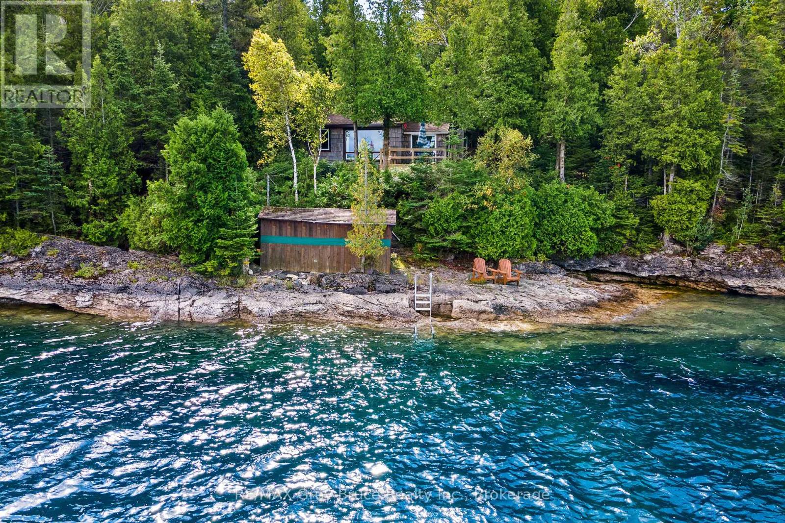 70 Big Tub Road, Northern Bruce Peninsula, Ontario  N0H 2R0 - Photo 1 - X12189411