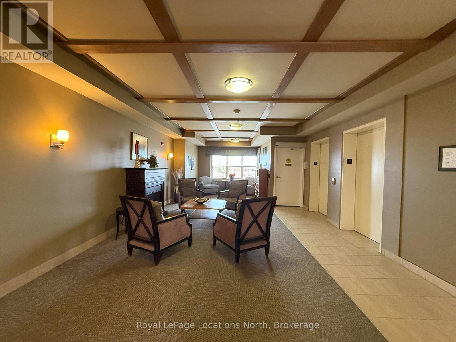 303 - 91 Raglan Street, Collingwood, Ontario  L9Y 4V3 - Photo 3 - S12189579