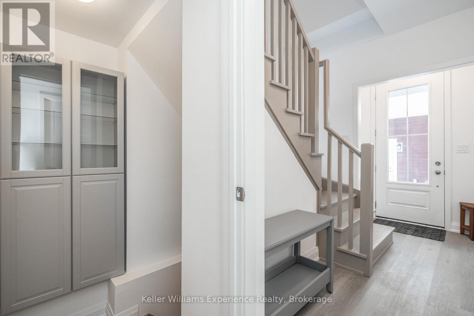 24 Danielle Crescent, Midland, Ontario  L4R 0H3 - Photo 4 - S12189601
