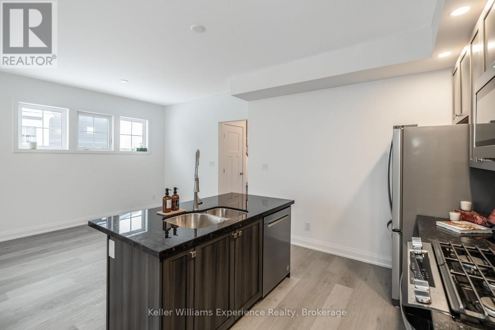 24 Danielle Crescent, Midland, Ontario  L4R 0H3 - Photo 8 - S12189601