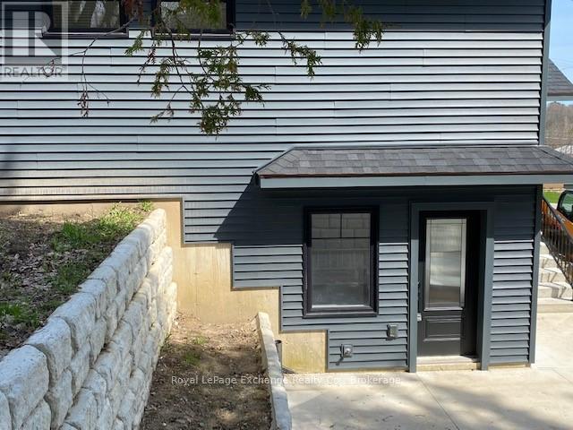 105 B Maple Street, Brockton, Ontario  N0G 2V0 - Photo 2 - X12189597