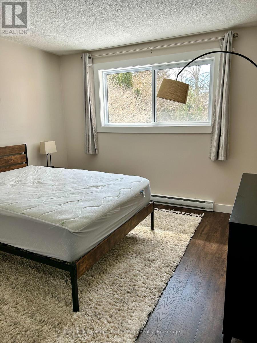 816 River Street E, Saugeen Shores, Ontario  N0H 2C4 - Photo 11 - X12189604