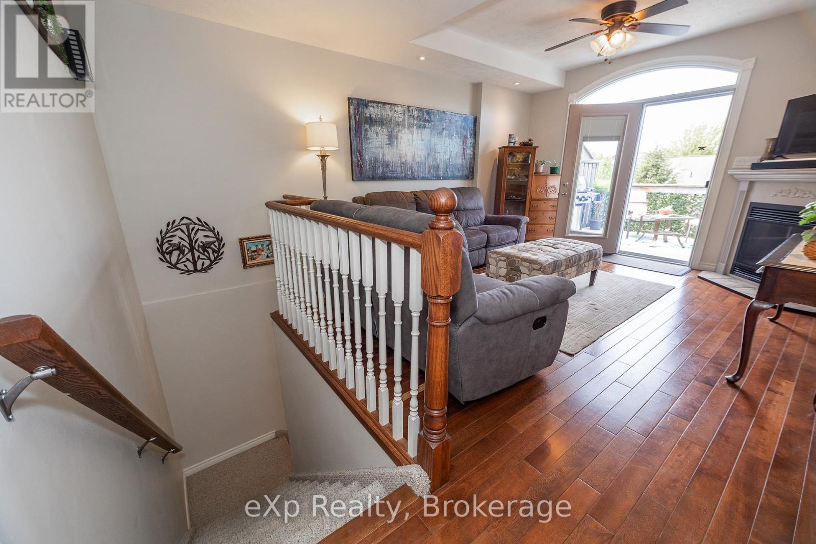 918 5th Avenue 'a' E, Owen Sound, Ontario  N4K 0C1 - Photo 11 - X12189710