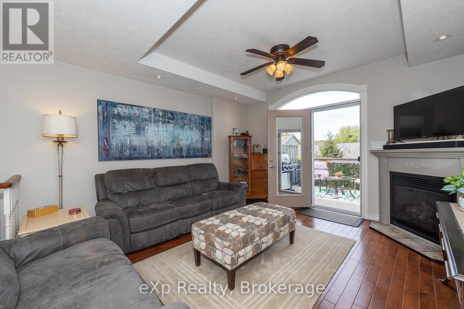 918 5th Avenue 'a' E, Owen Sound, Ontario  N4K 0C1 - Photo 12 - X12189710