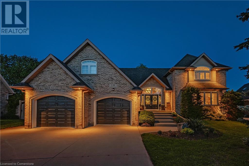 18 WEBERLYN Crescent, Conestogo, Ontario