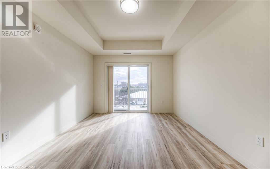 301 Westmount Road W Unit# 308, Kitchener, Ontario  N2M 5M9 - Photo 5 - 40735798