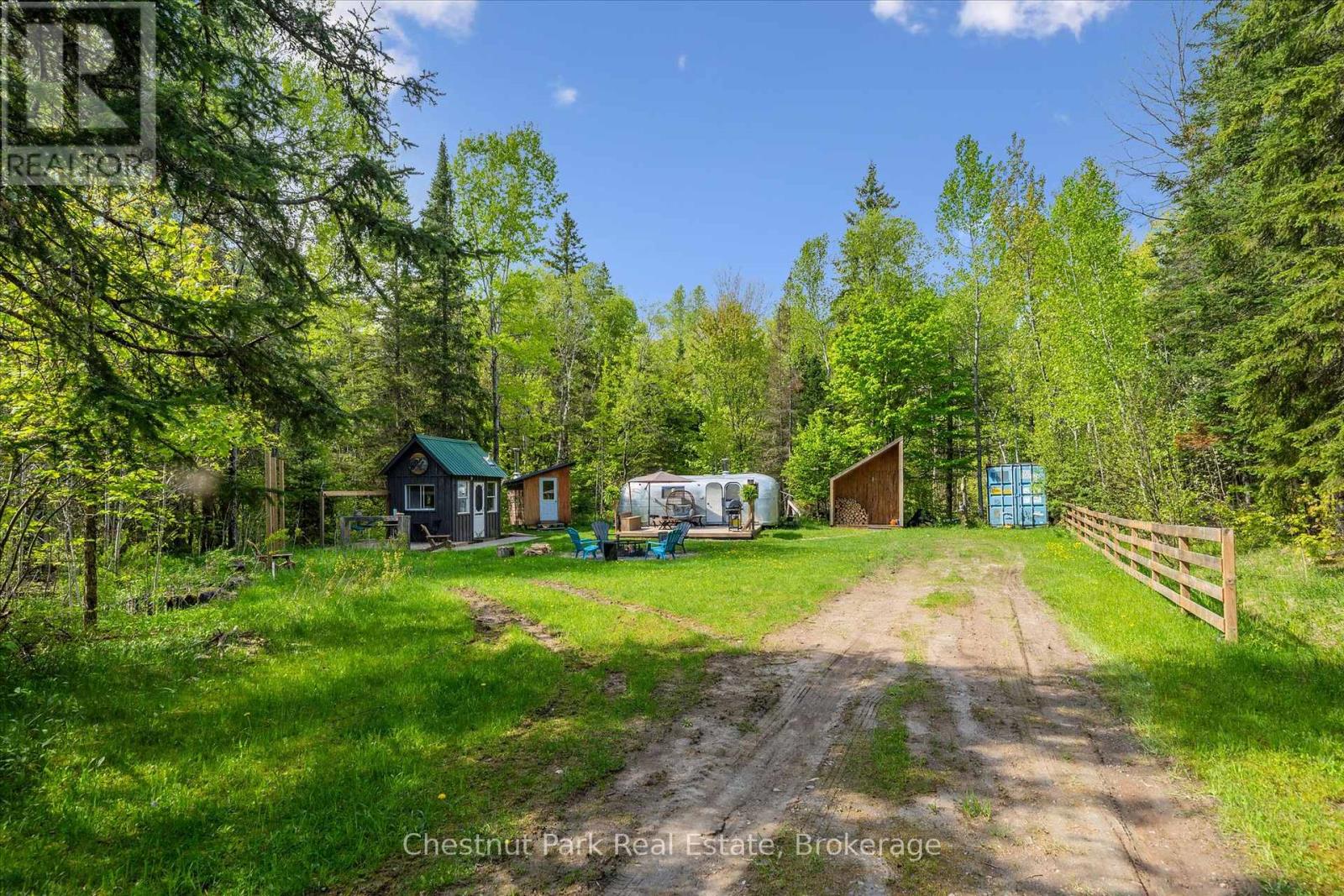 216 Blackwater Lake Road, Seguin, Ontario  P2A 0B6 - Photo 3 - X12189859