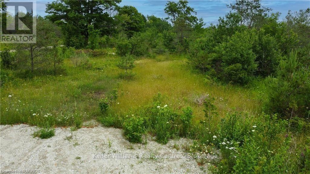 150 Lindsay Road 40, Northern Bruce Peninsula, Ontario  N0H 1Z0 - Photo 11 - X12189918