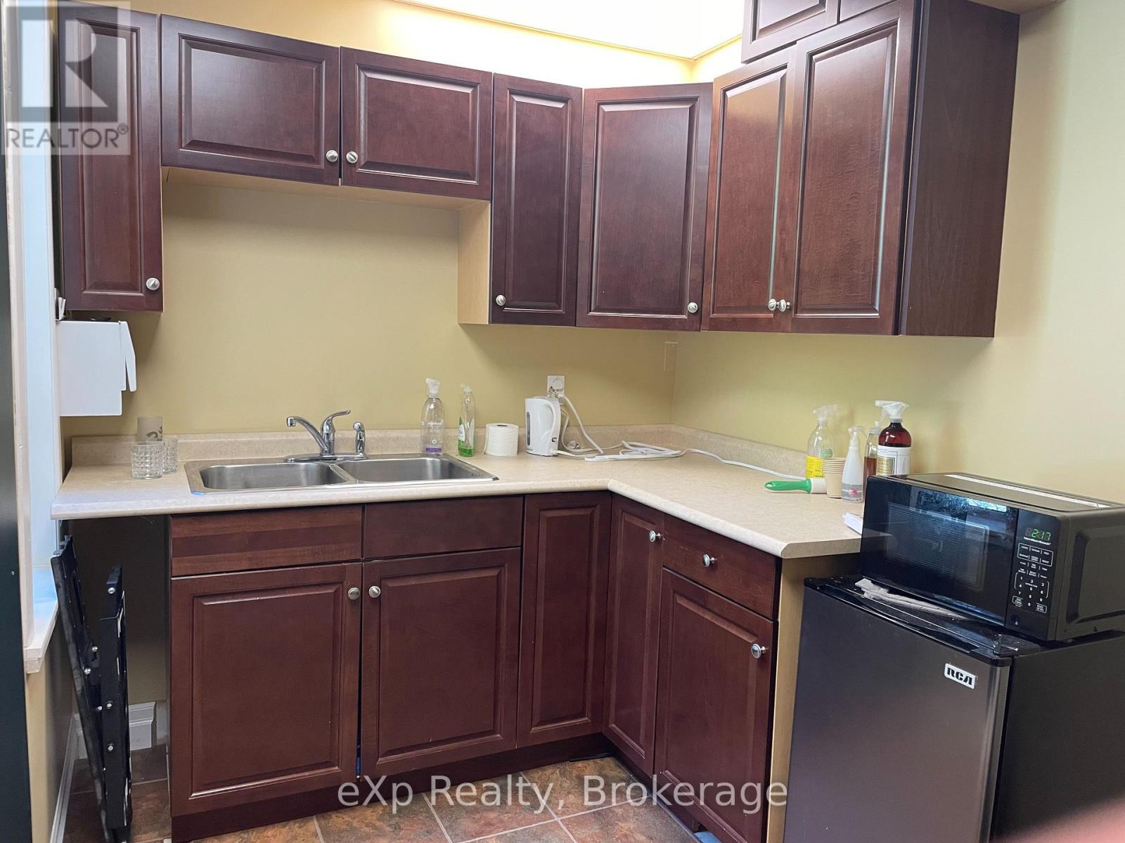 1st Floor - 708 16th Street E, Owen Sound, Ontario  N4K 1Y9 - Photo 16 - X12189920