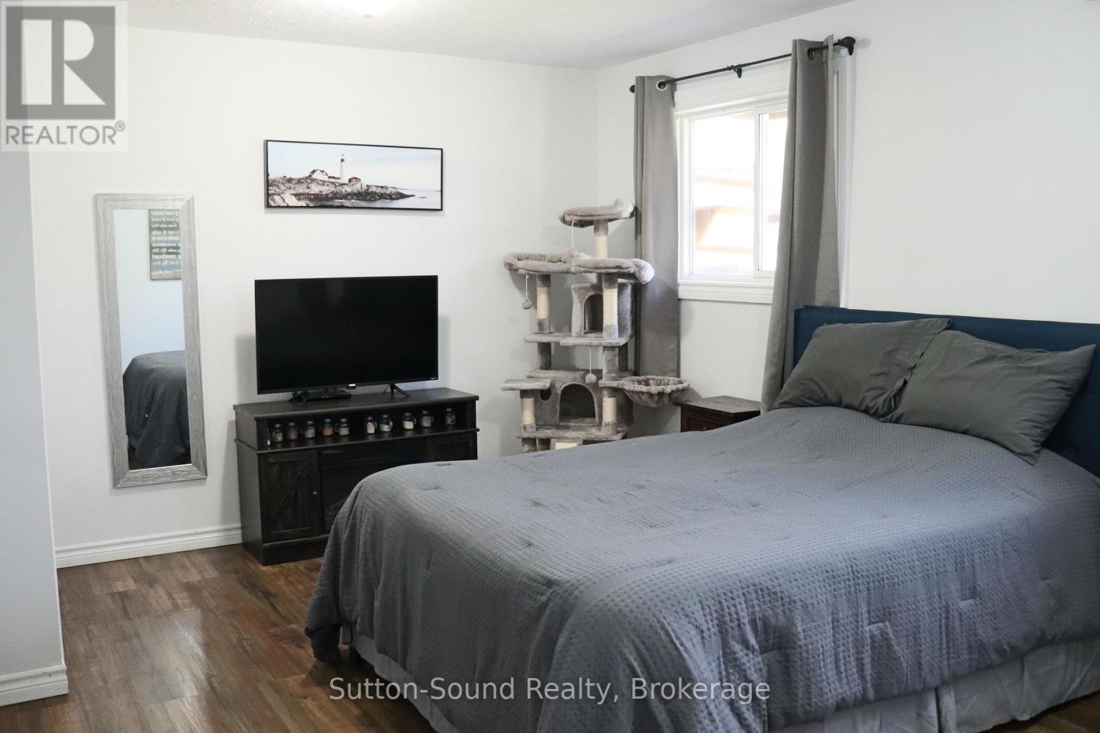 31 Yonge Street, Arran-Elderslie, Ontario  N0H 2N0 - Photo 27 - X12189932