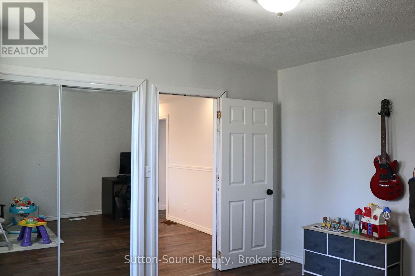 31 Yonge Street, Arran-Elderslie, Ontario  N0H 2N0 - Photo 43 - X12189932