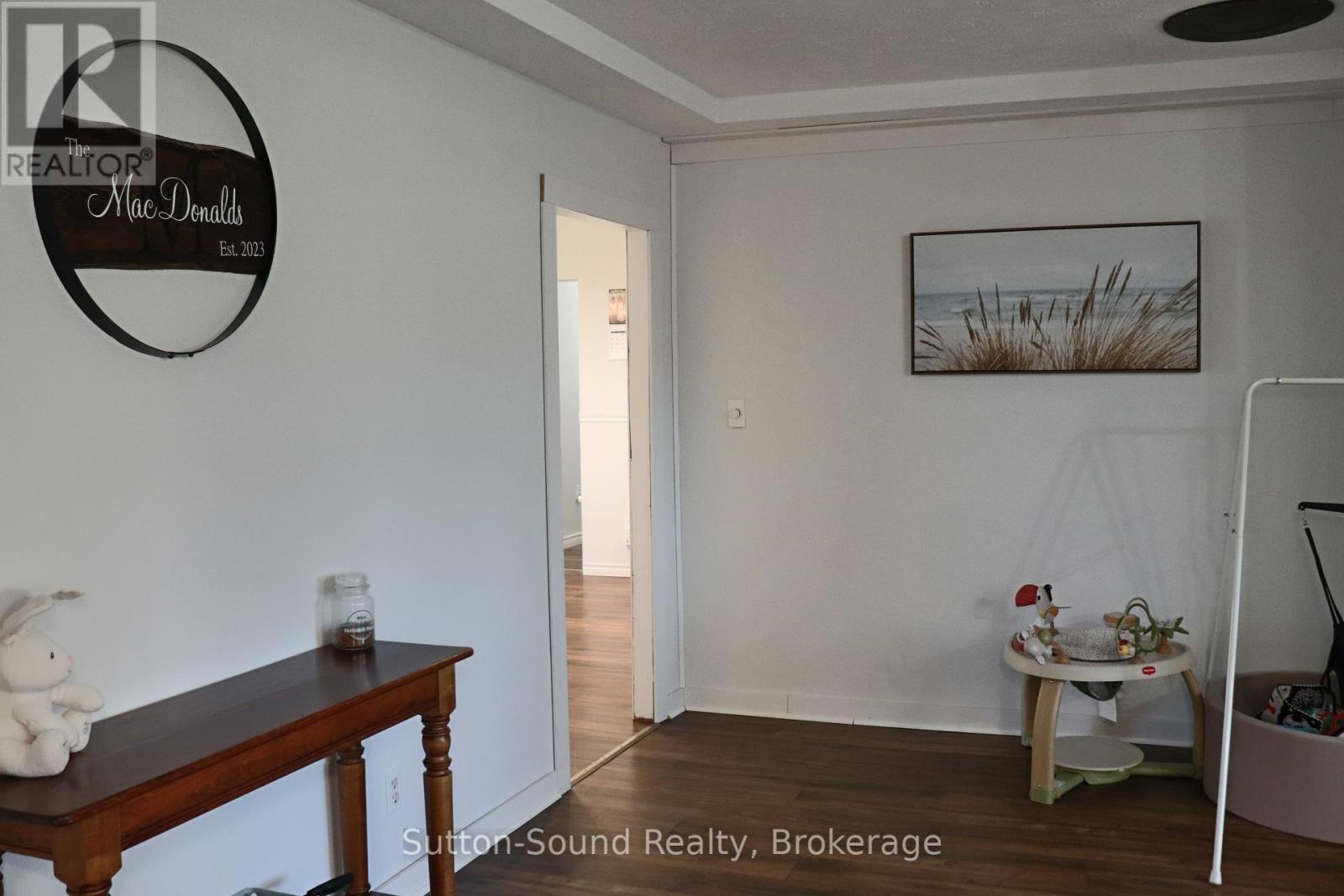 31 Yonge Street, Arran-Elderslie, Ontario  N0H 2N0 - Photo 46 - X12189932