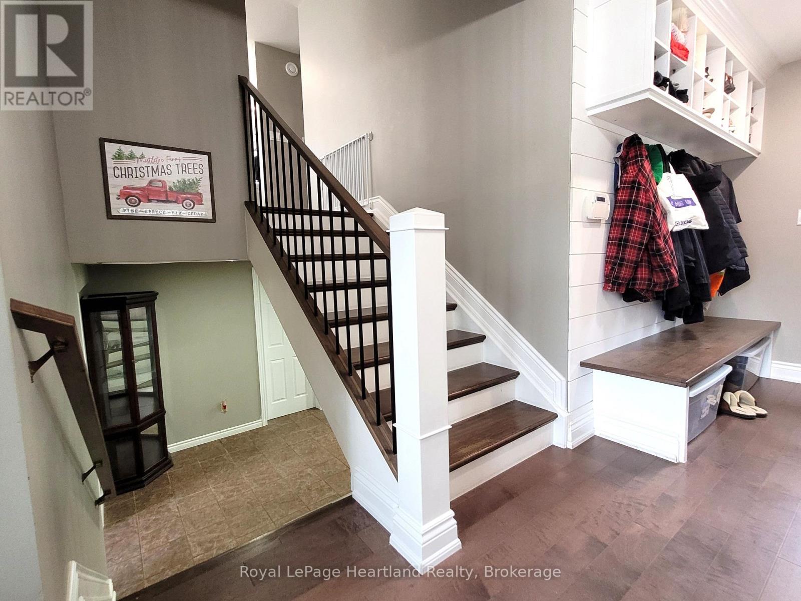 20 Crawford Street, North Huron, Ontario  N0G 2W0 - Photo 19 - X12190023